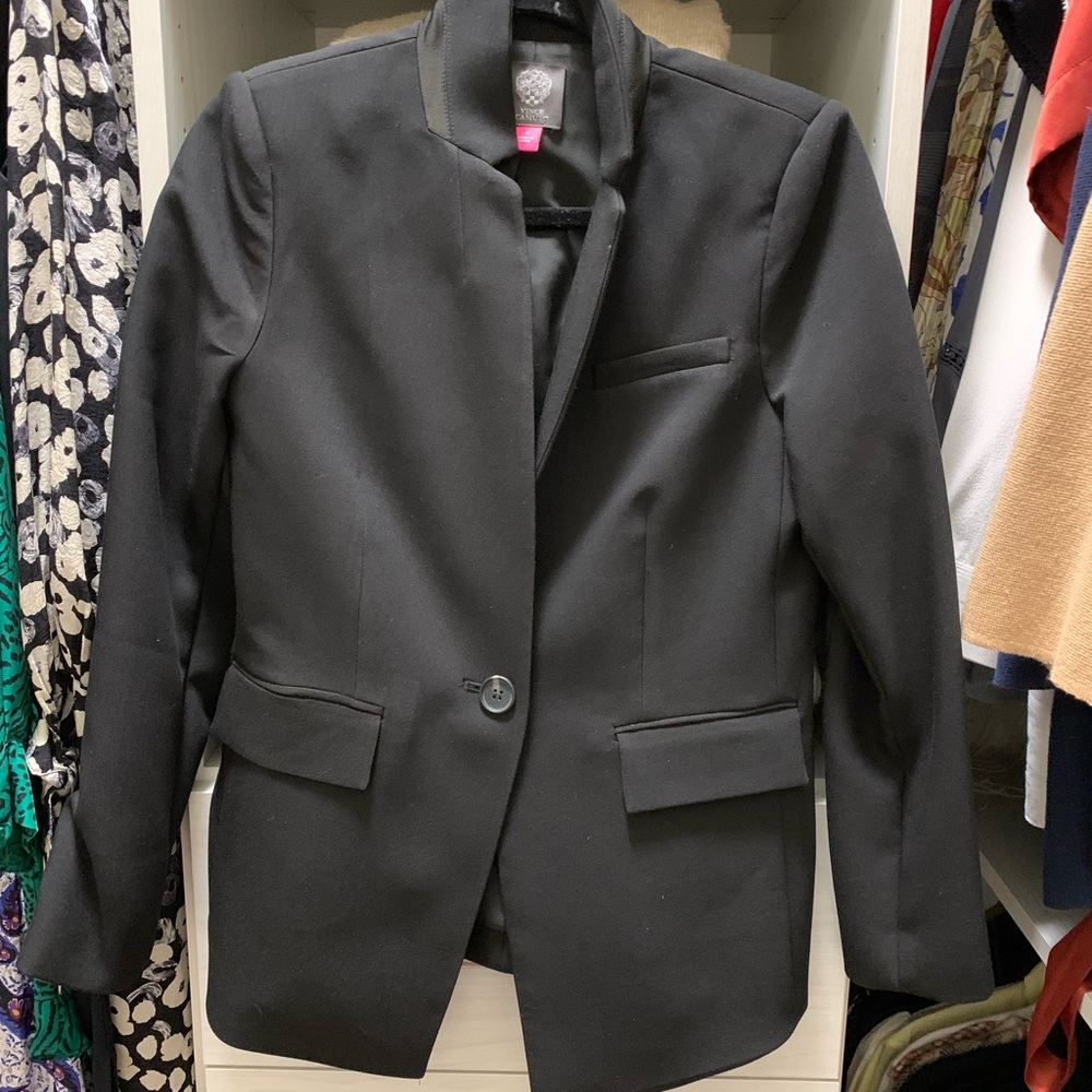 Vince Camuto Black Blazer - Size 4